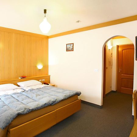 Hotel Fiorenza Campitello di Fassa Esterno foto