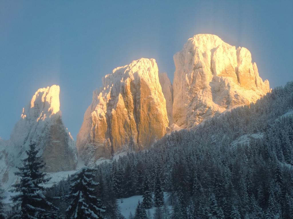 Hotel Fiorenza Campitello di Fassa Esterno foto
