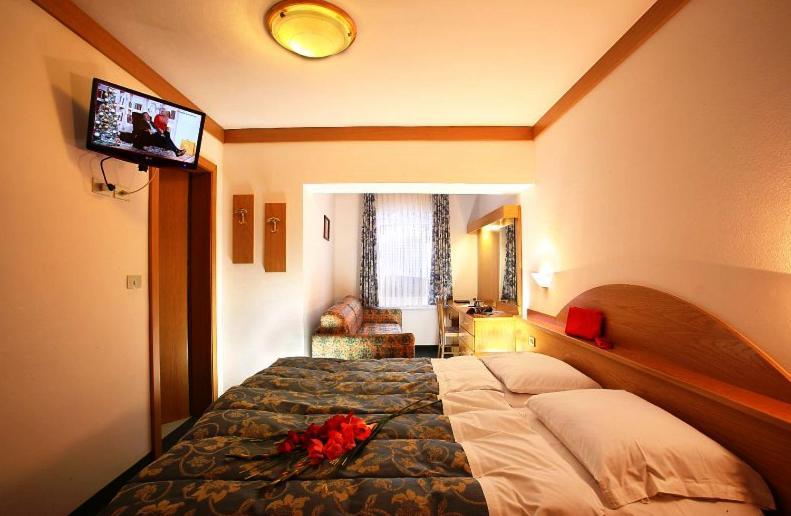 Hotel Fiorenza Campitello di Fassa Esterno foto