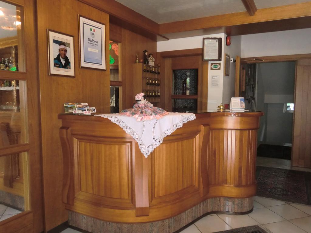 Hotel Fiorenza Campitello di Fassa Esterno foto