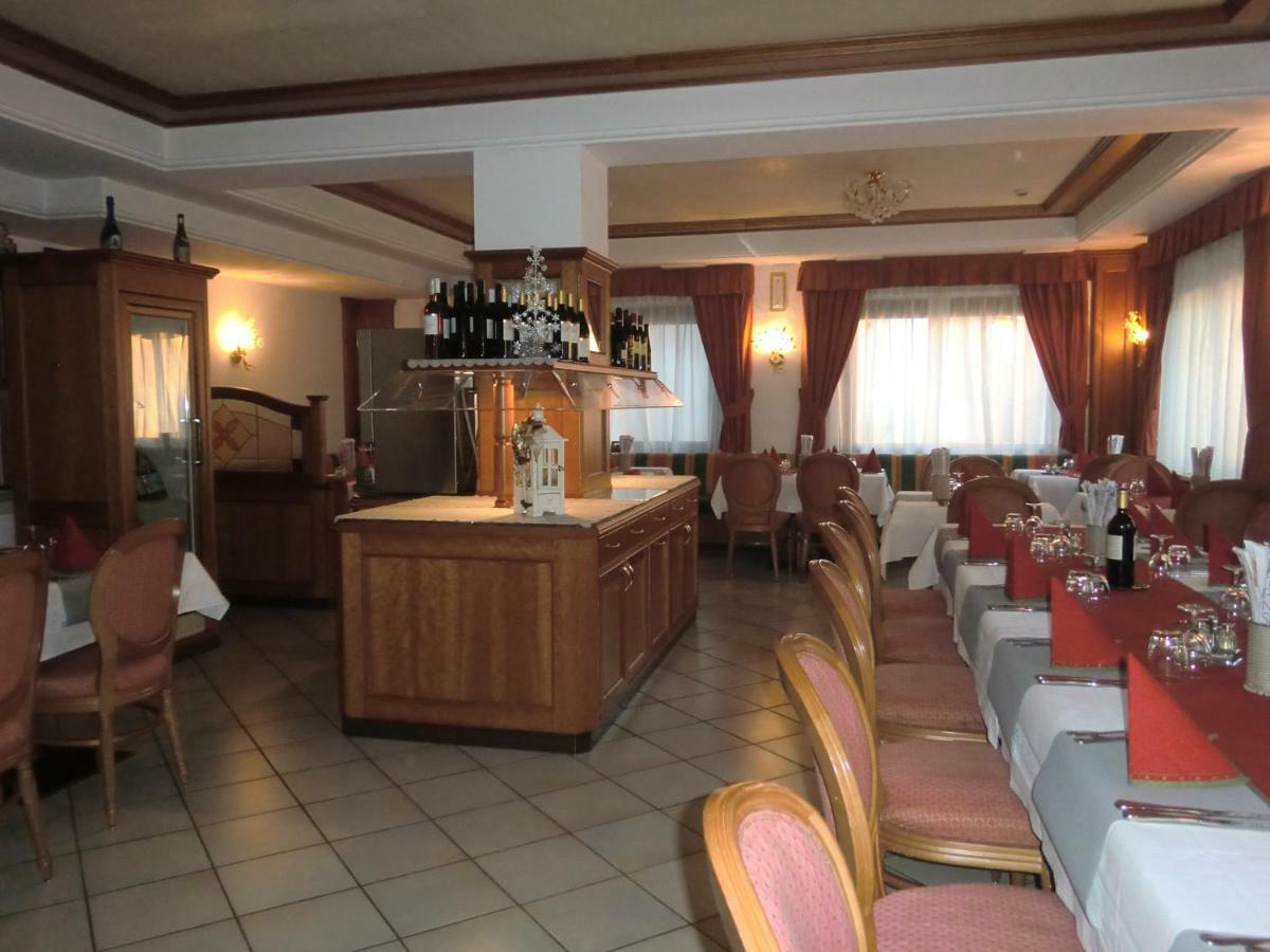 Hotel Fiorenza Campitello di Fassa Esterno foto