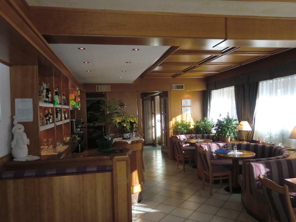 Hotel Fiorenza Campitello di Fassa Esterno foto